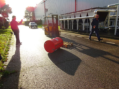 Practical emergency response training for handling chemical substances