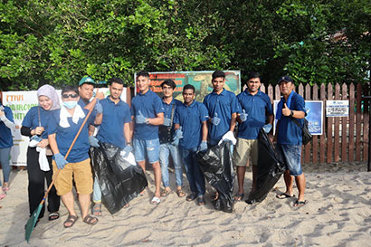 Clean-up the coastal area
