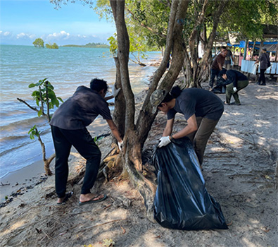 Coastal clean-up