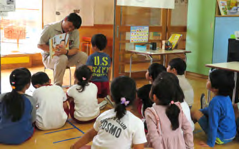 Reading stories aloud at a kindergarten