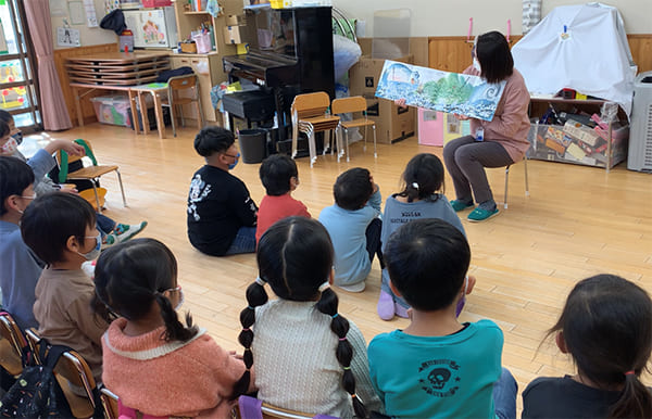 Voluntary read-to-children activities